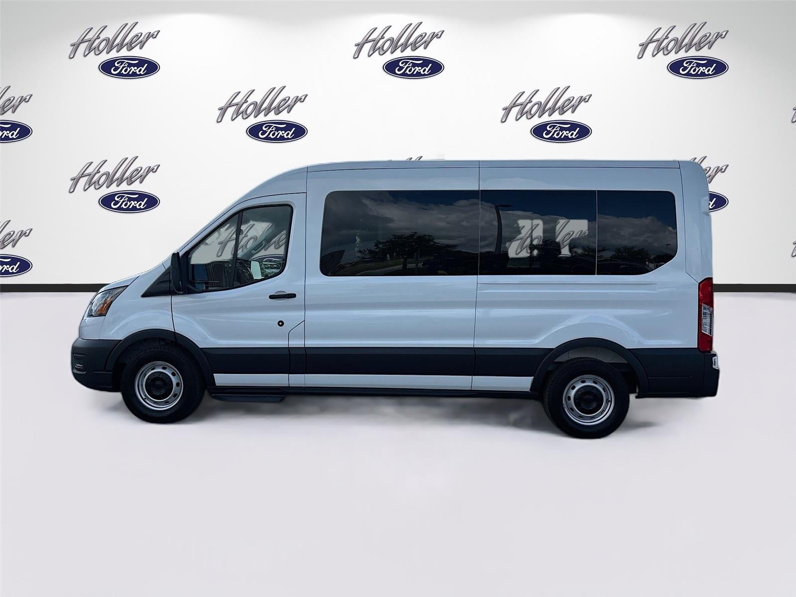 2026 Ford Transit Passenger Wagon XL