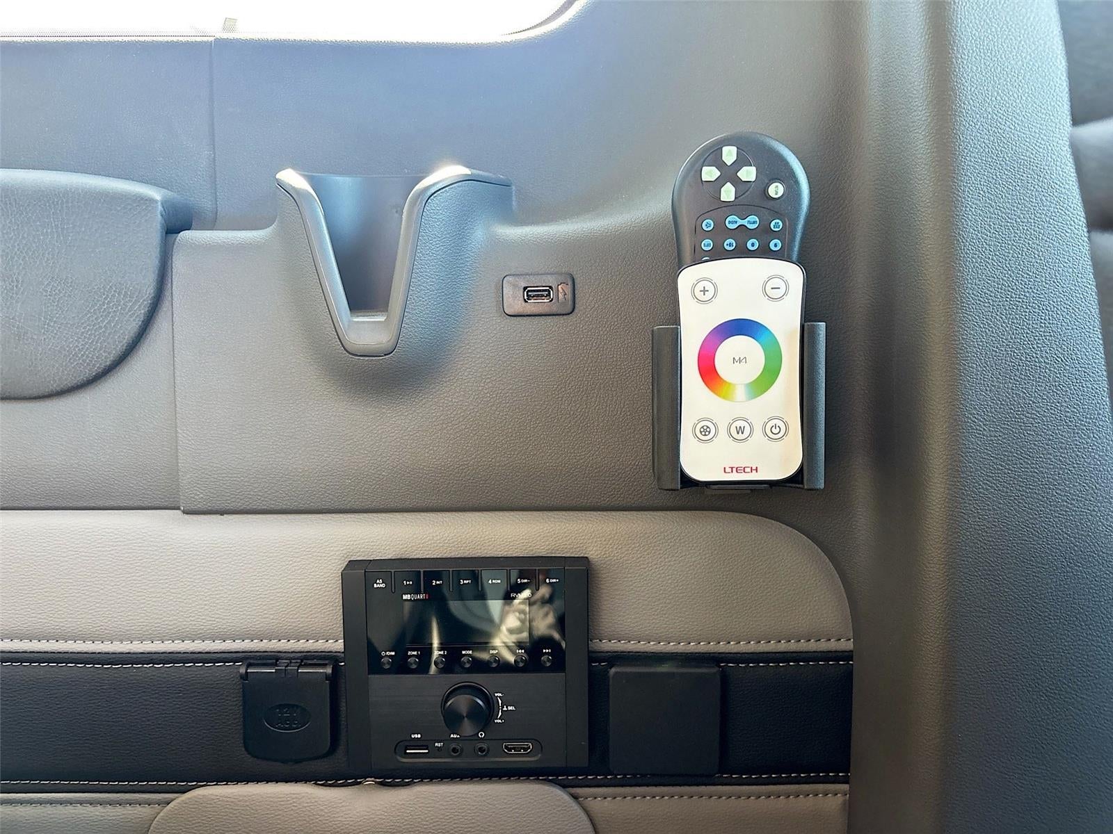 2025 Ford Transit 9 Passenger Waldoch Landmark XL Waldoch Landmark