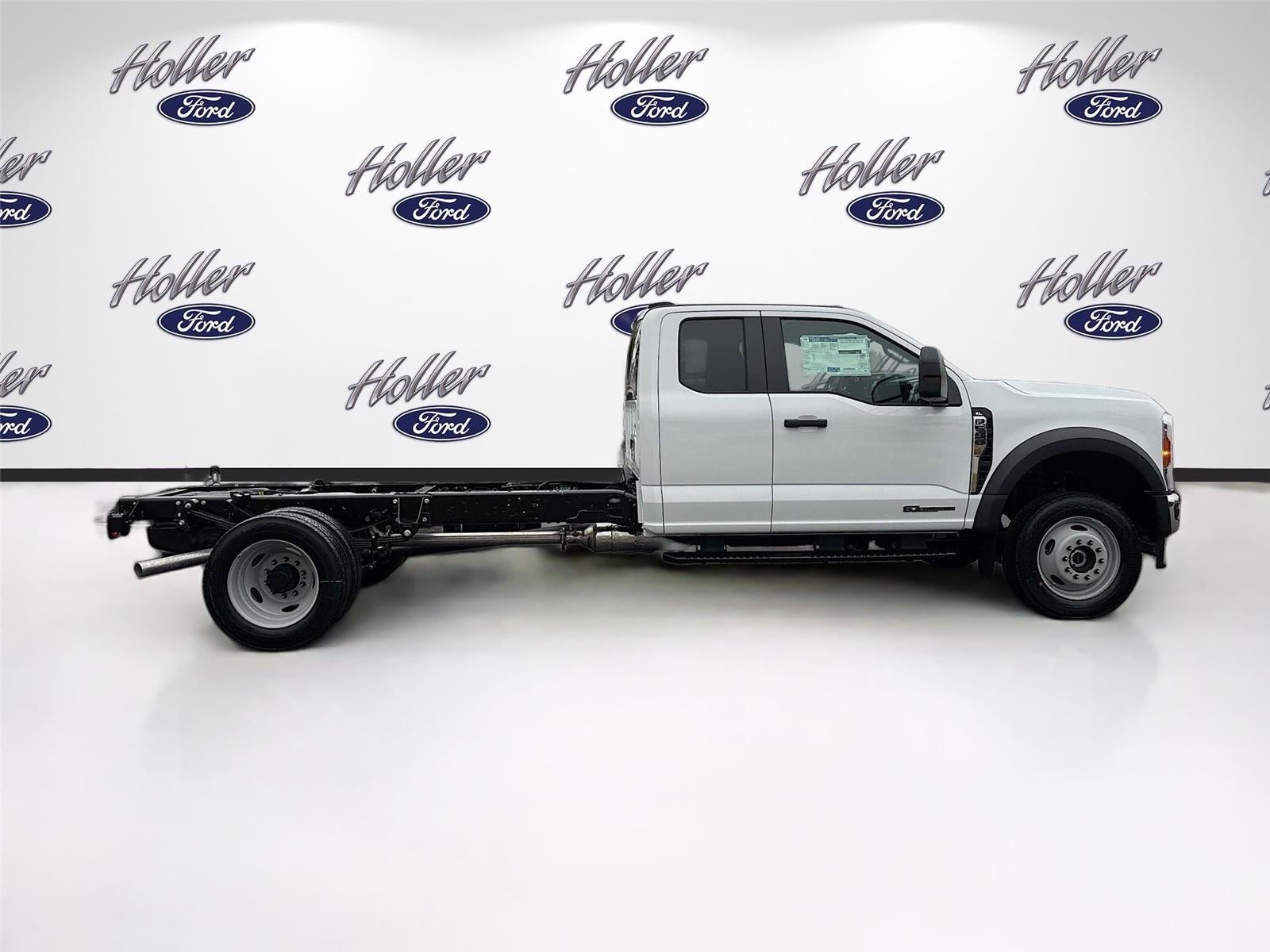 2026 Ford Super Duty F-550 DRW XL