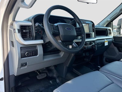 2026 Ford Super Duty F-550 DRW XL