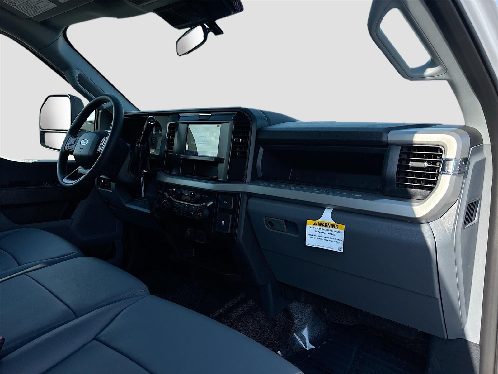 2026 Ford Super Duty F-550 DRW XL