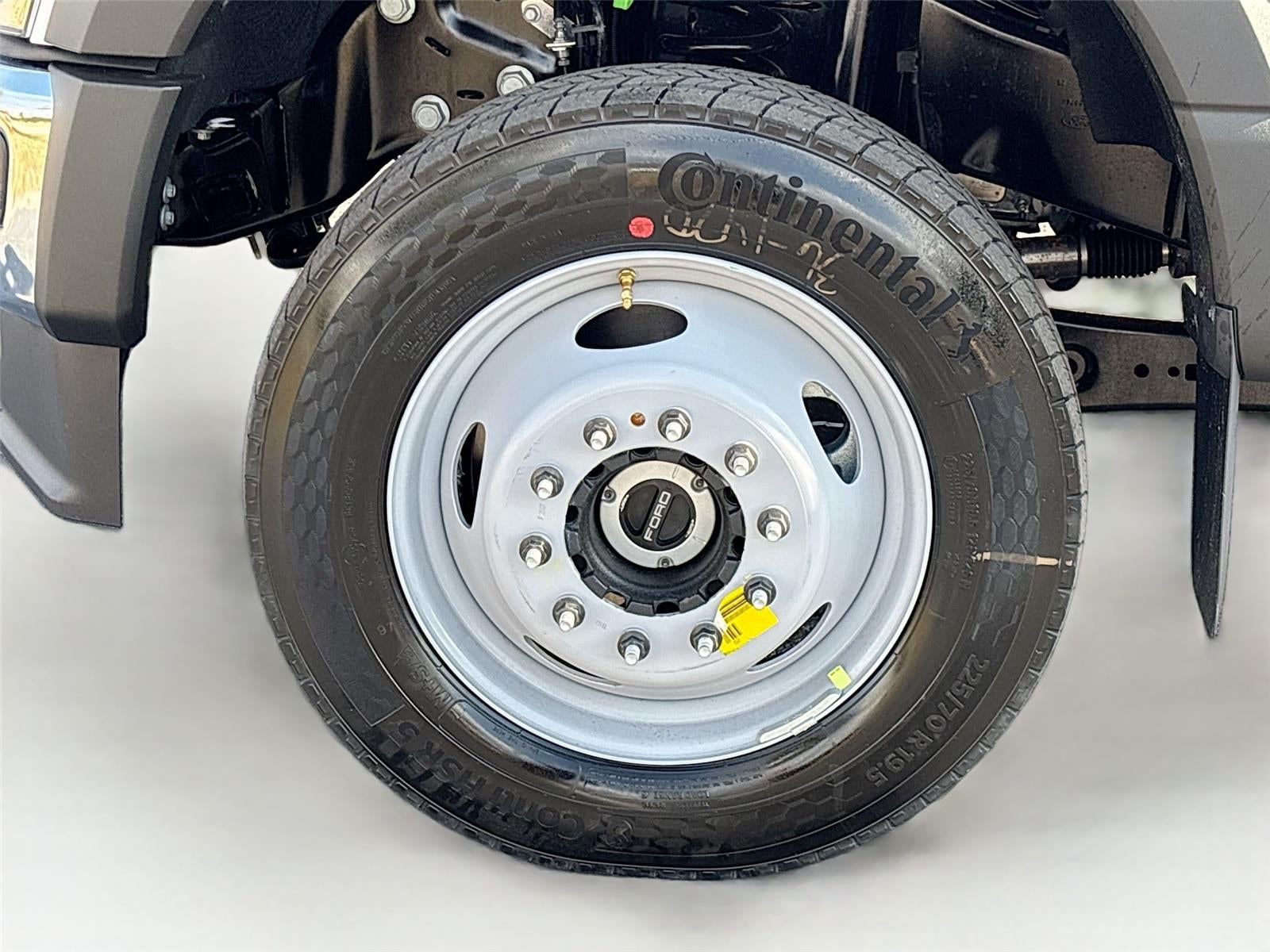 2026 Ford Super Duty F-550 DRW XL