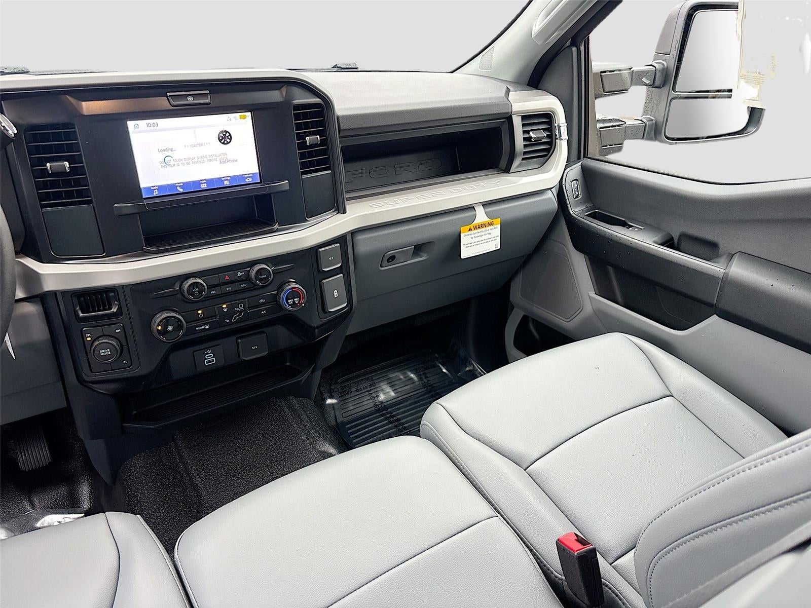 2026 Ford Super Duty F-550 DRW XL