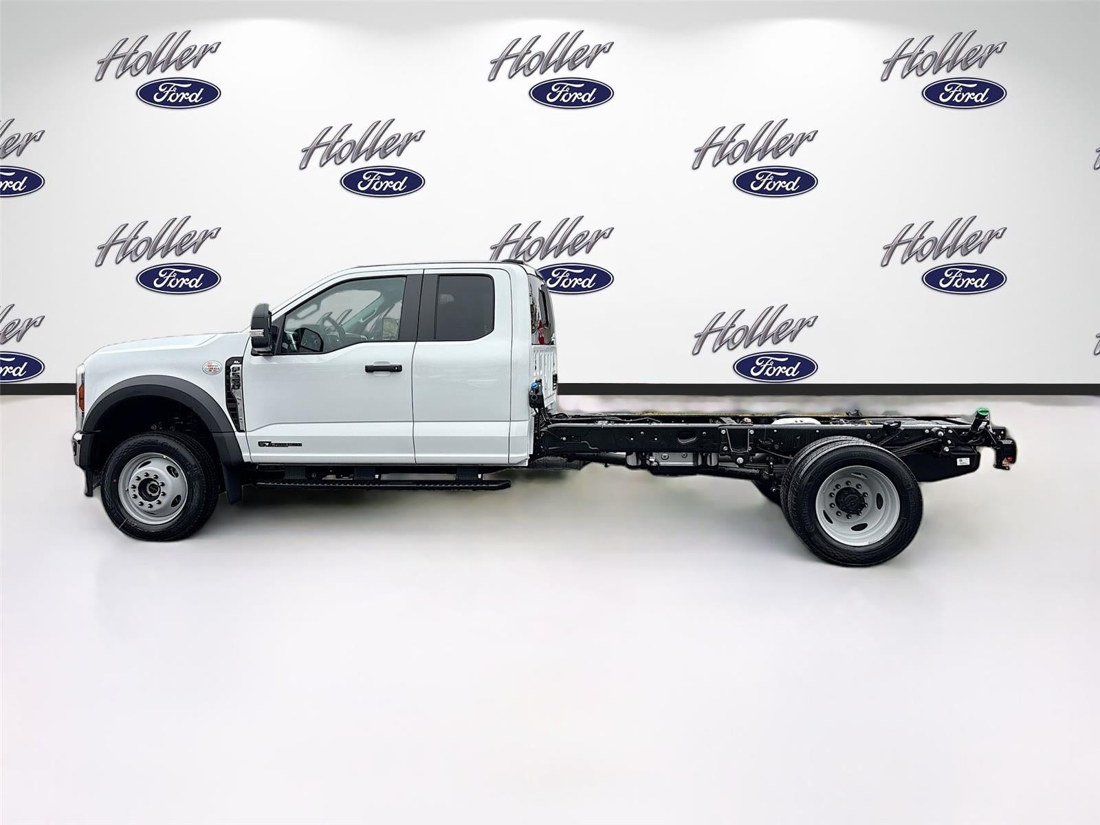 2026 Ford Super Duty F-550 DRW XL