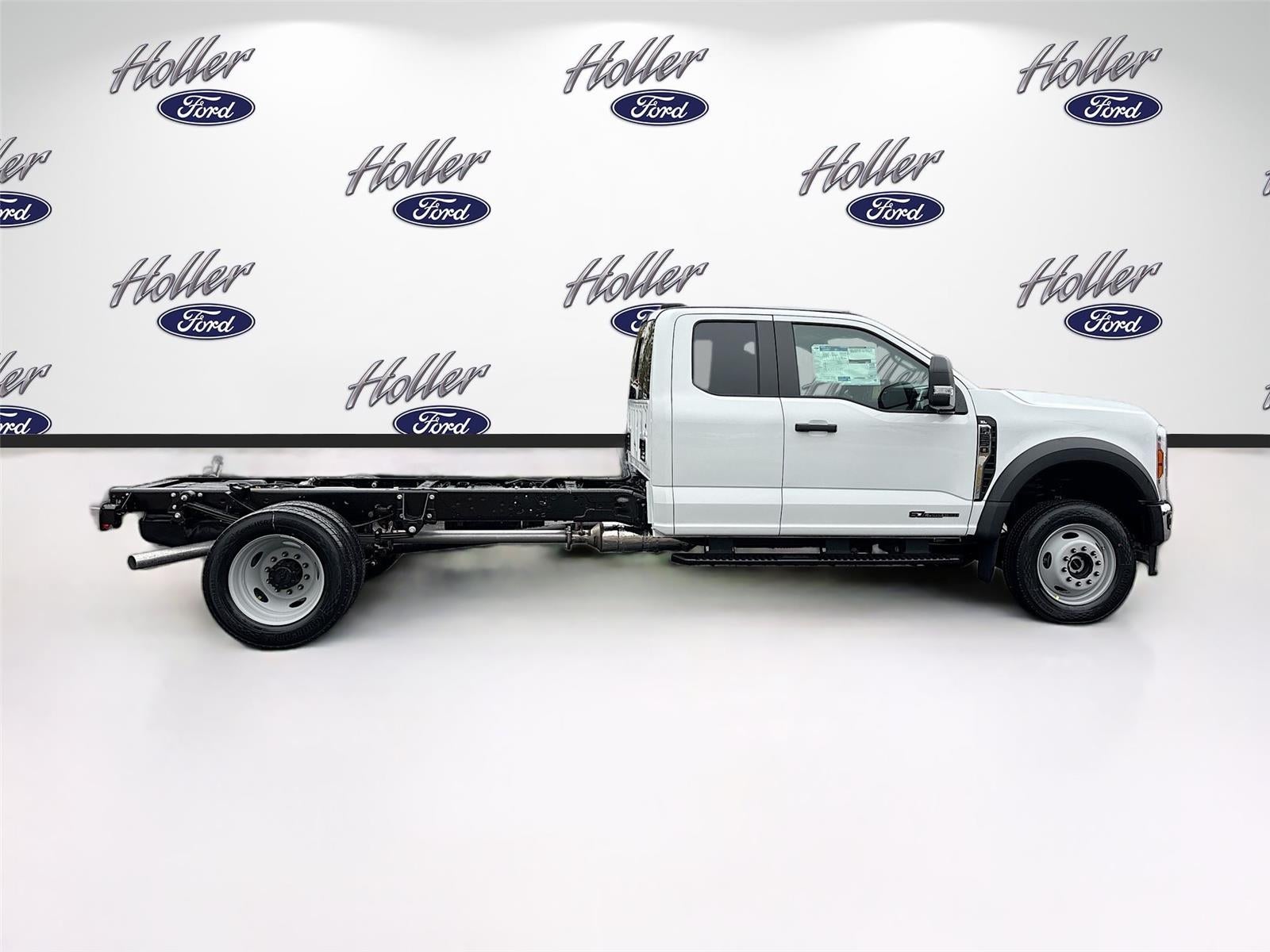 2026 Ford Super Duty F-550 DRW XL