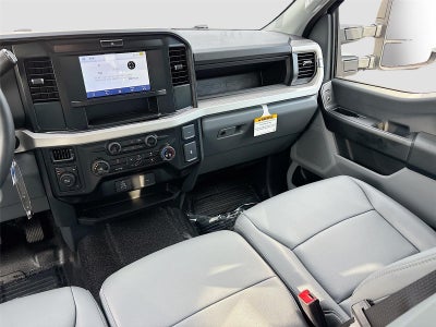 2026 Ford Super Duty F-550 DRW XL