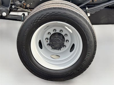 2026 Ford Super Duty F-550 DRW XL