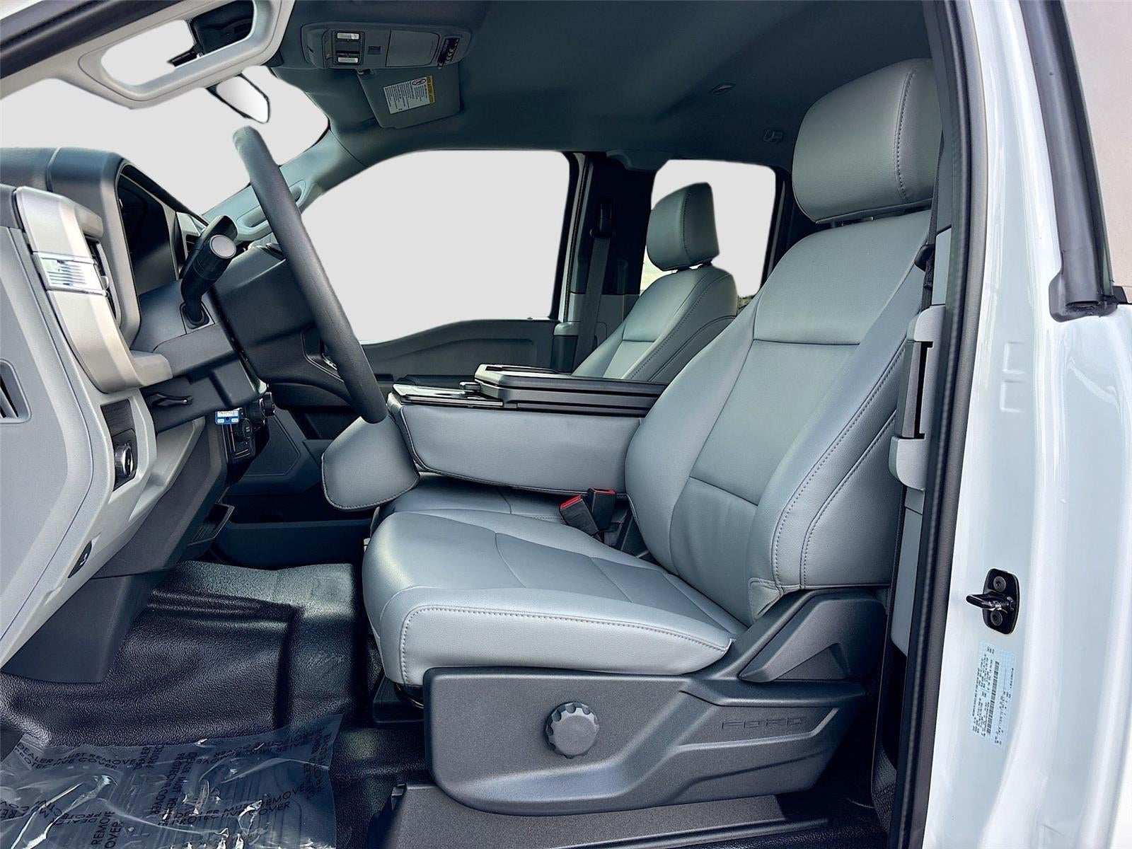 2026 Ford Super Duty F-550 DRW XL