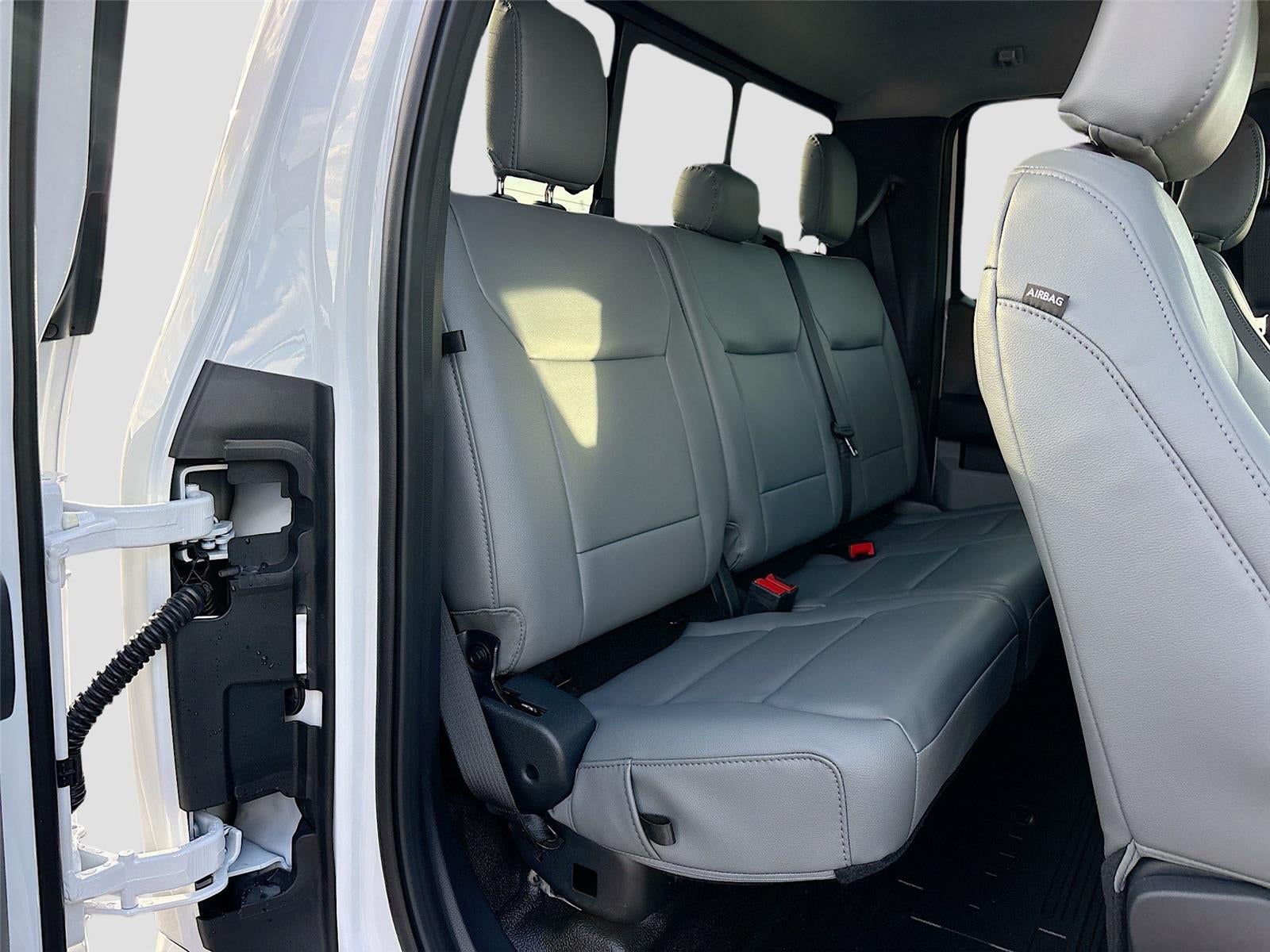 2026 Ford Super Duty F-550 DRW XL