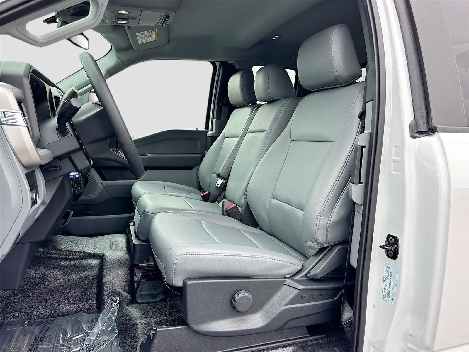 2026 Ford Super Duty F-550 DRW XL