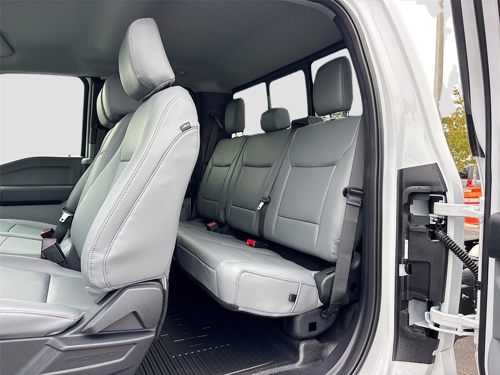 2026 Ford Super Duty F-550 DRW XL