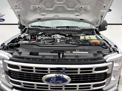 2026 Ford Super Duty F-550 DRW XL