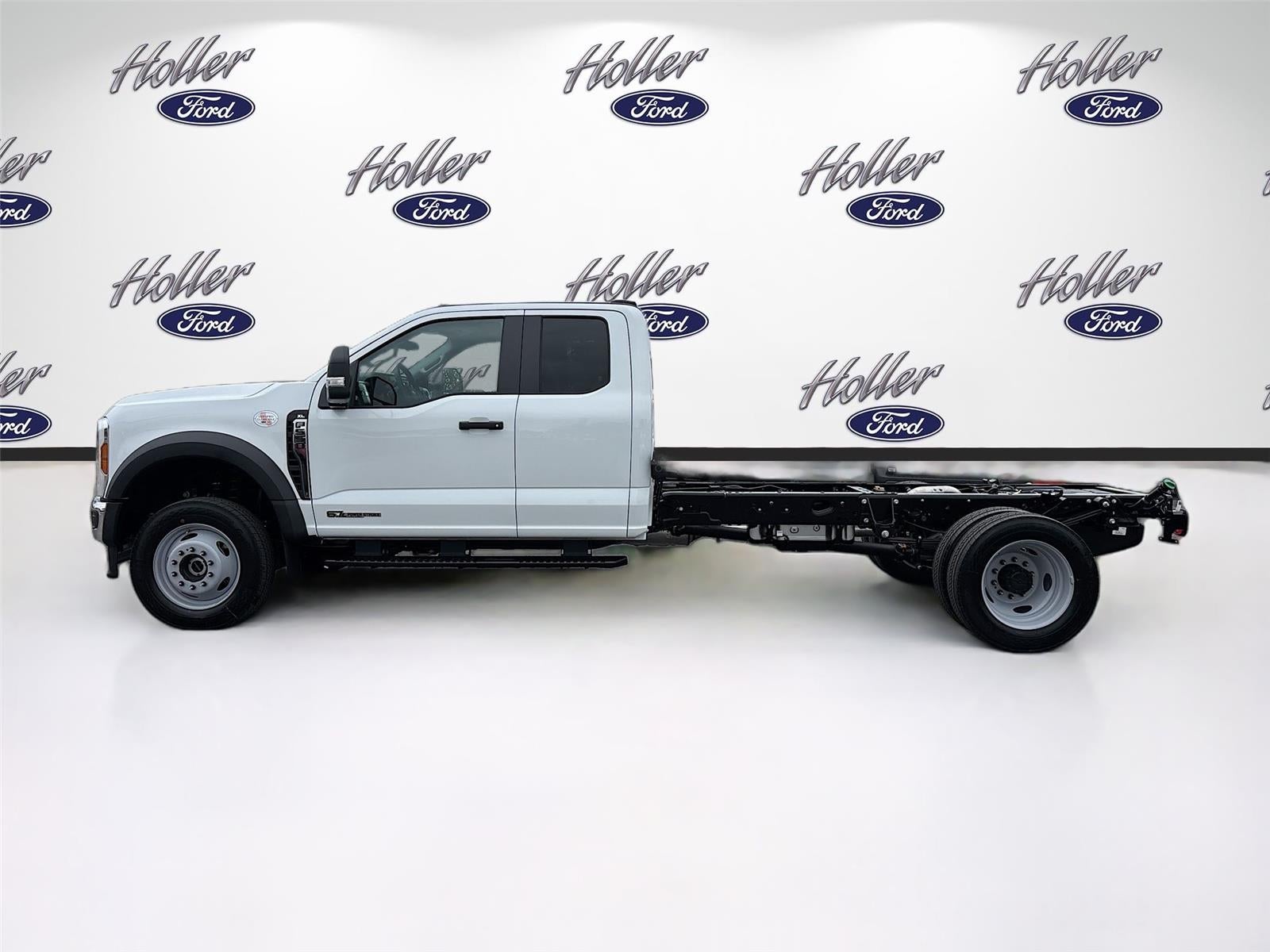 2026 Ford Super Duty F-550 DRW XL