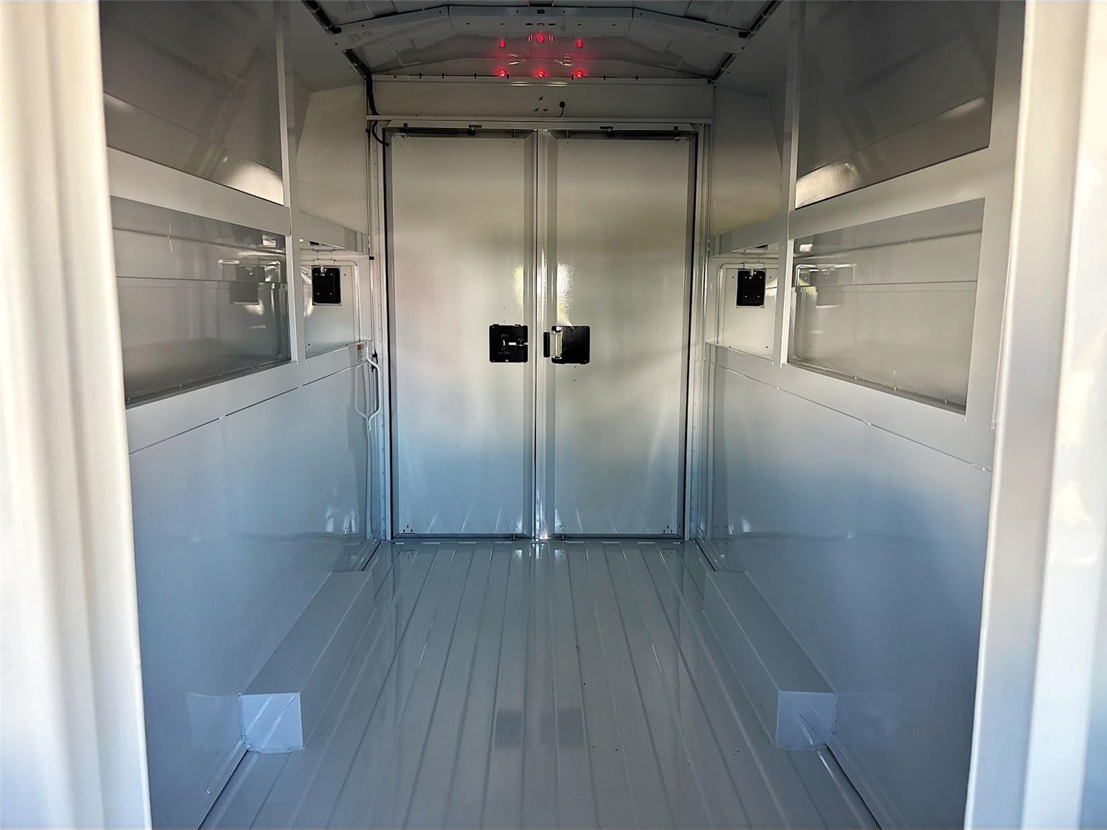 2026 Ford Transit Cutaway LR CUTAWAY RWD