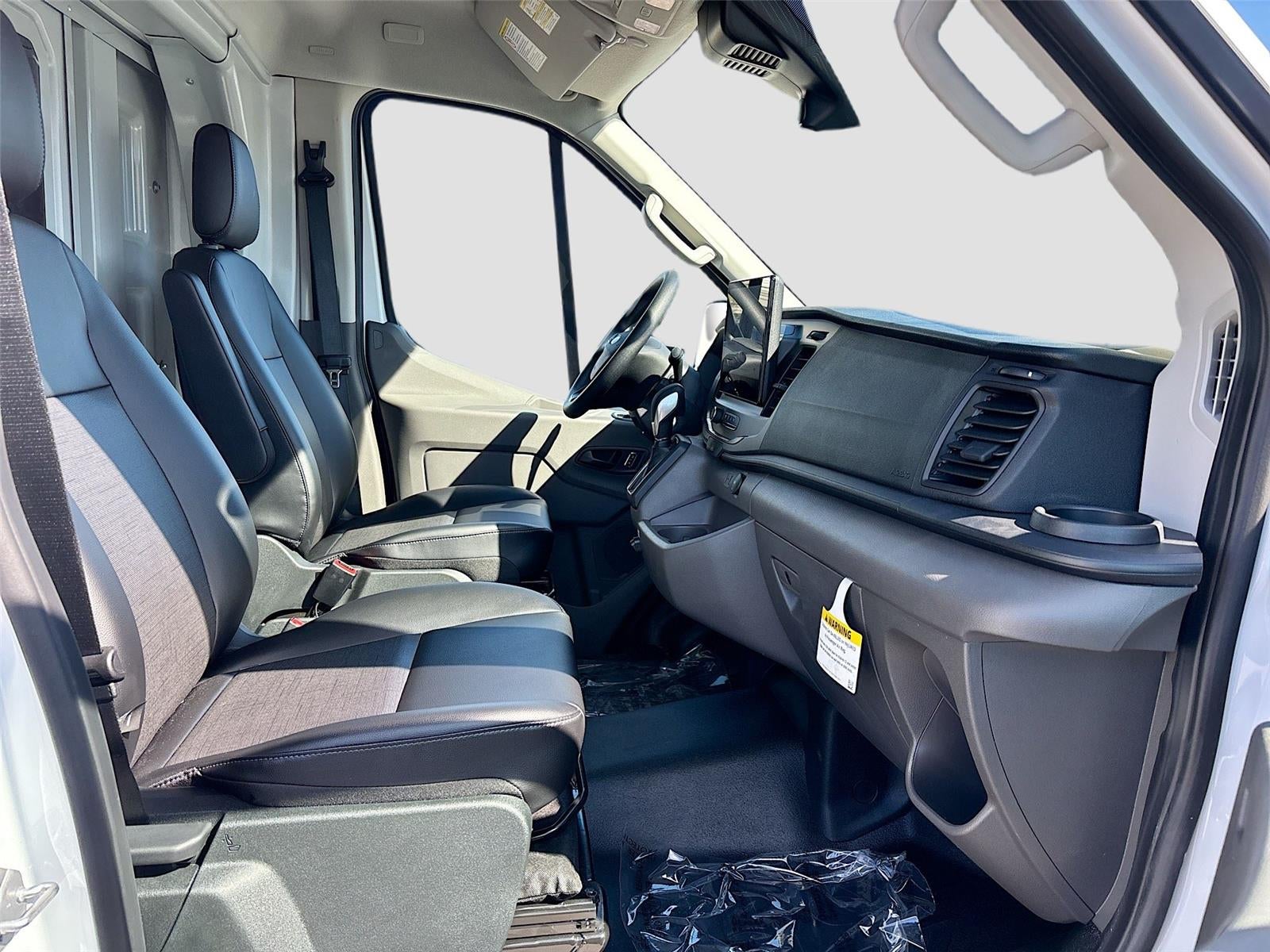 2026 Ford Transit Cutaway LR CUTAWAY RWD