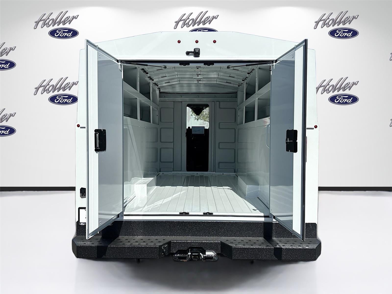 2026 Ford Transit Cutaway LR CUTAWAY RWD