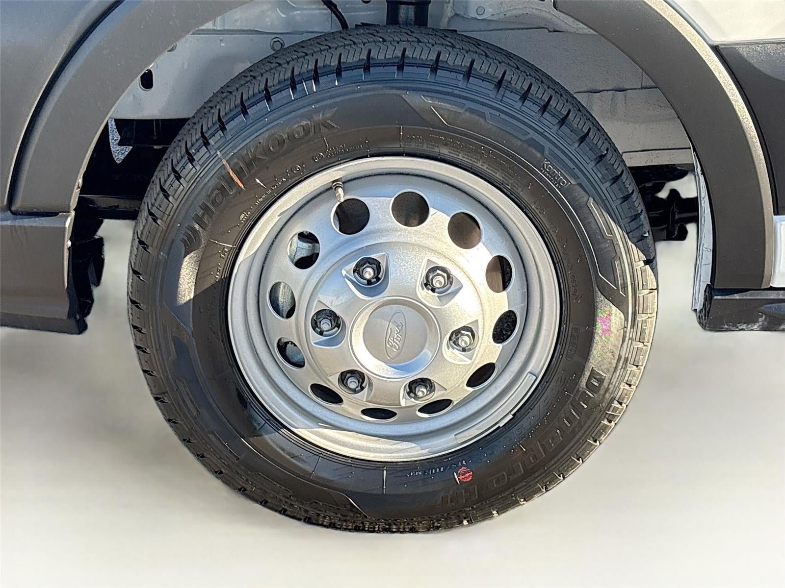 2026 Ford Transit Cutaway T-350 RWD DRW 138" WB 9950 GVWR