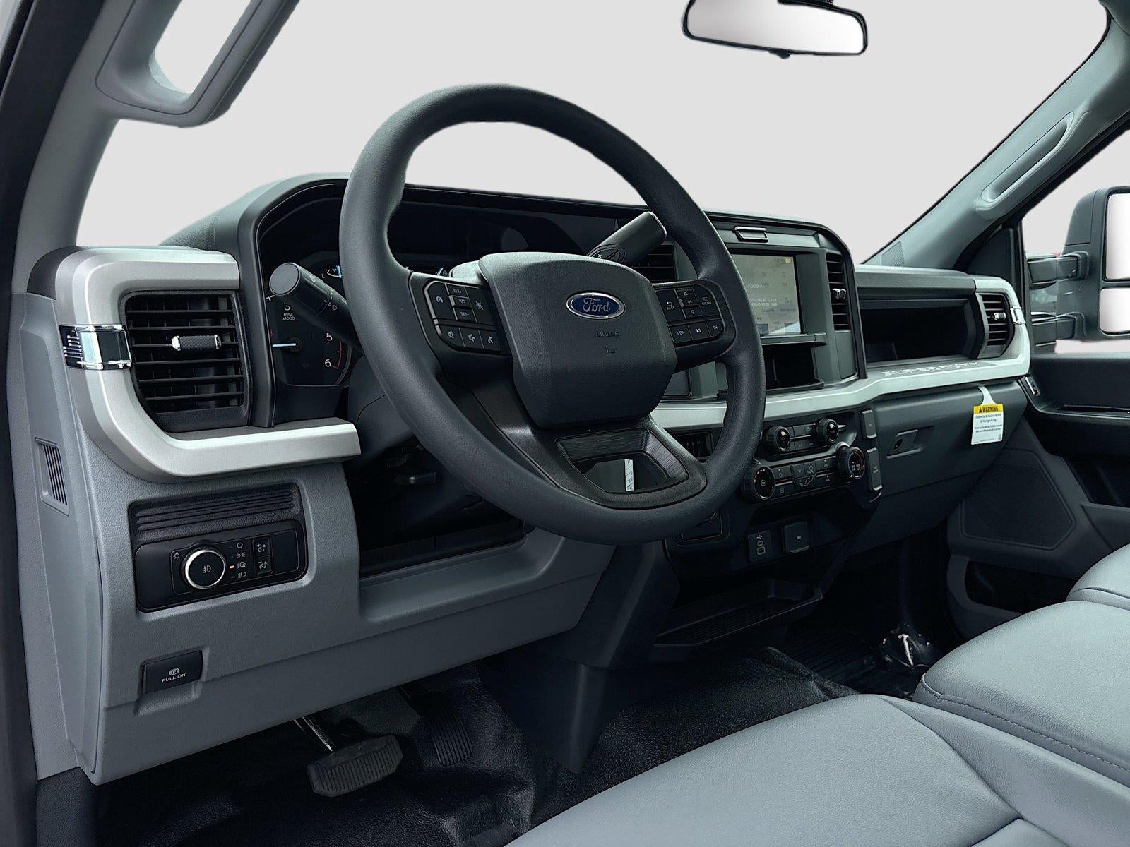 2026 FORD TRUCK S-Dty F-550 XL