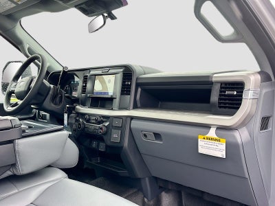 2026 Ford Super Duty F-550 Drw XL