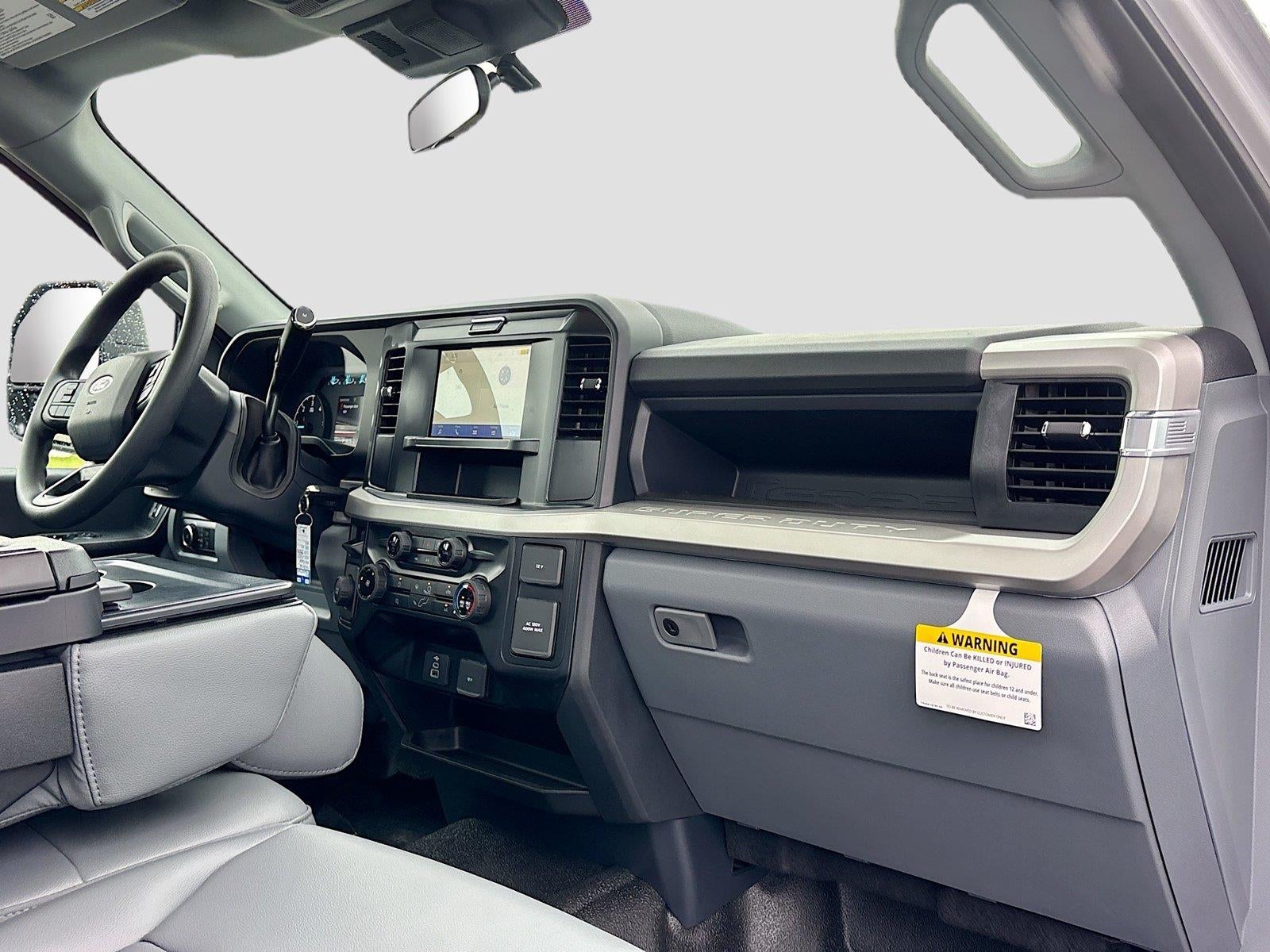 2026 Ford Super Duty F-550 Drw XL