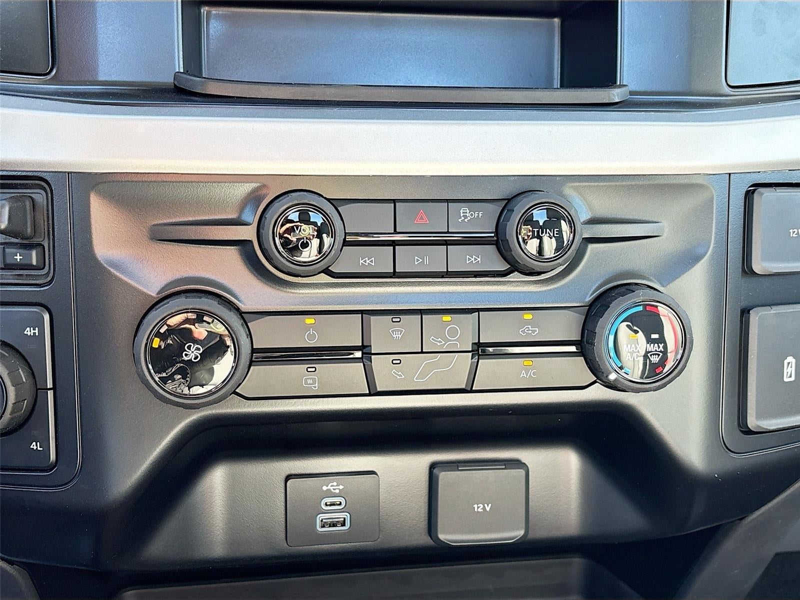 2026 Ford Super Duty F-550 DRW XL