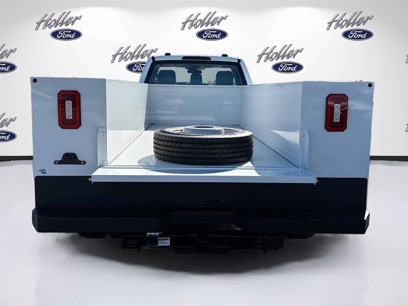 2026 Ford Super Duty F-550 DRW XL