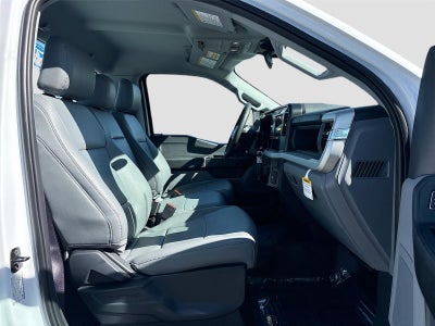 2026 Ford Super Duty F-550 DRW XL