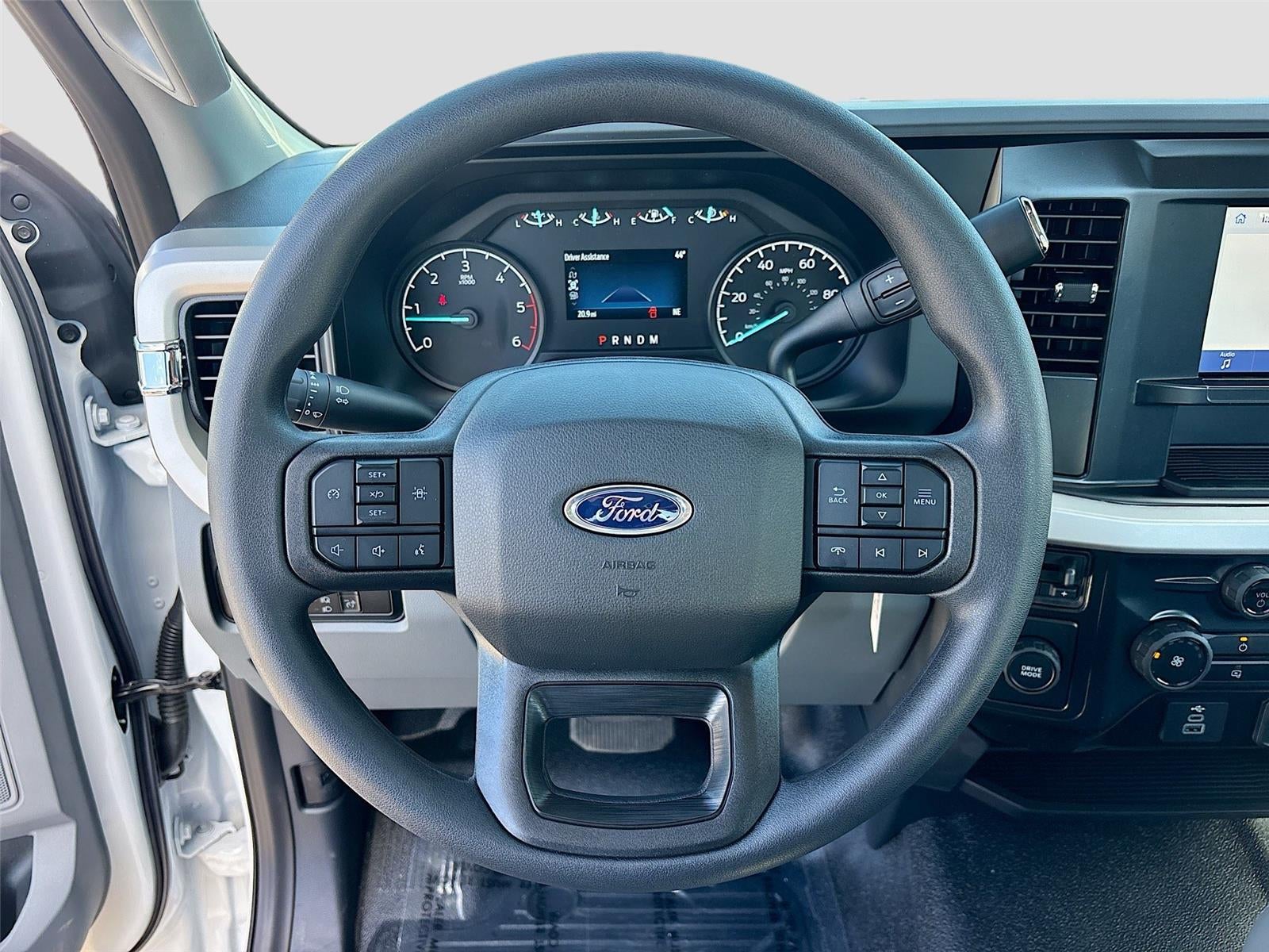 2026 Ford Super Duty F-350 DRW XL