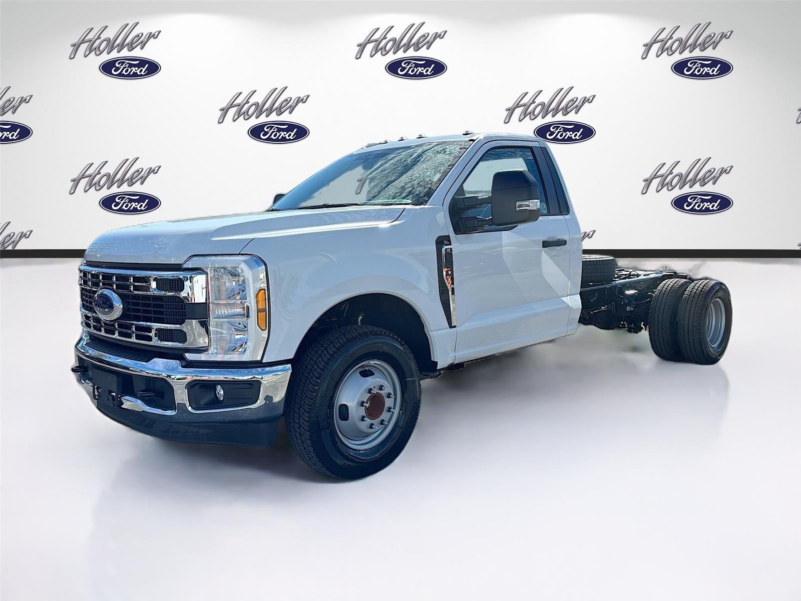 2026 Ford Super Duty F-350 DRW XL