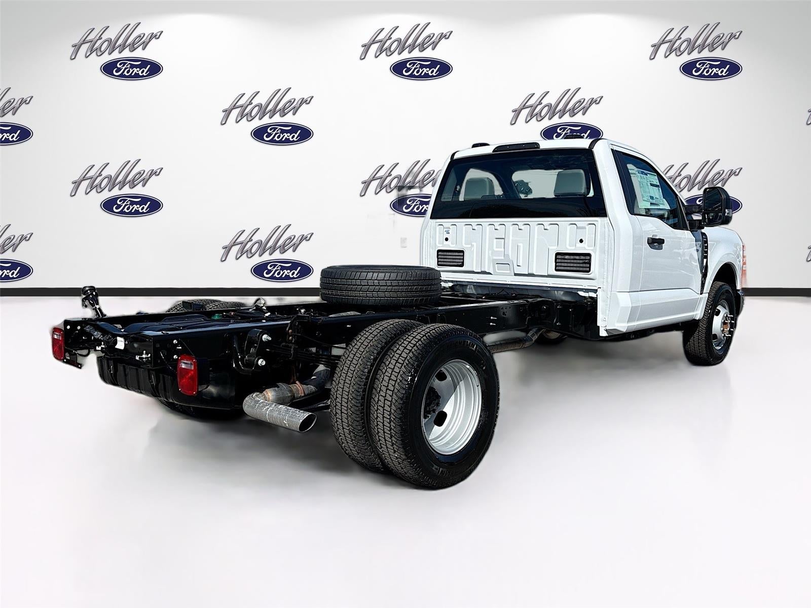 2026 Ford Super Duty F-350 DRW XL