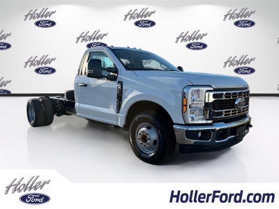2026 Ford Super Duty F-350 DRW XL