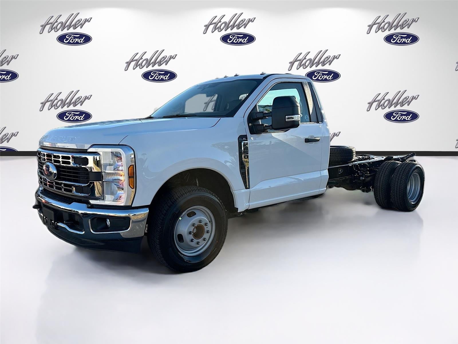 2026 Ford Super Duty F-350 DRW XL