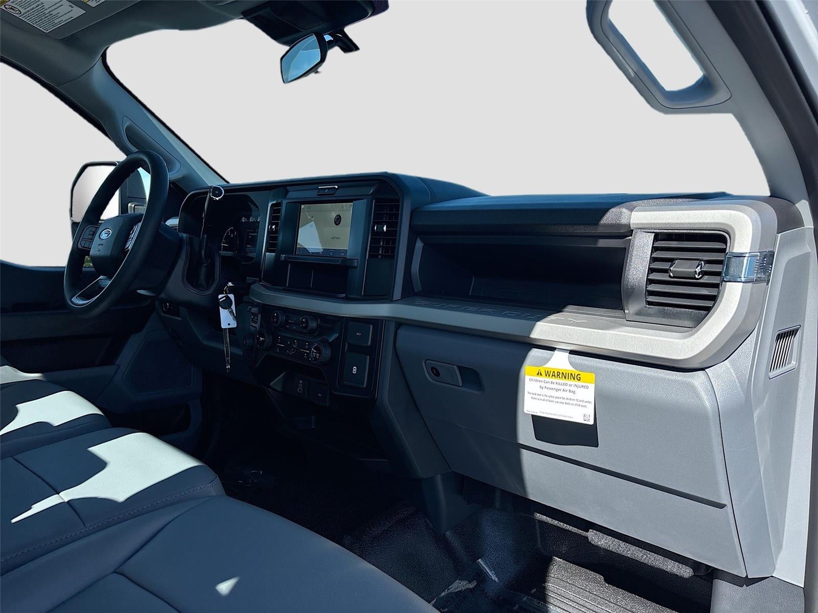 2026 Ford Super Duty F-350 DRW XL