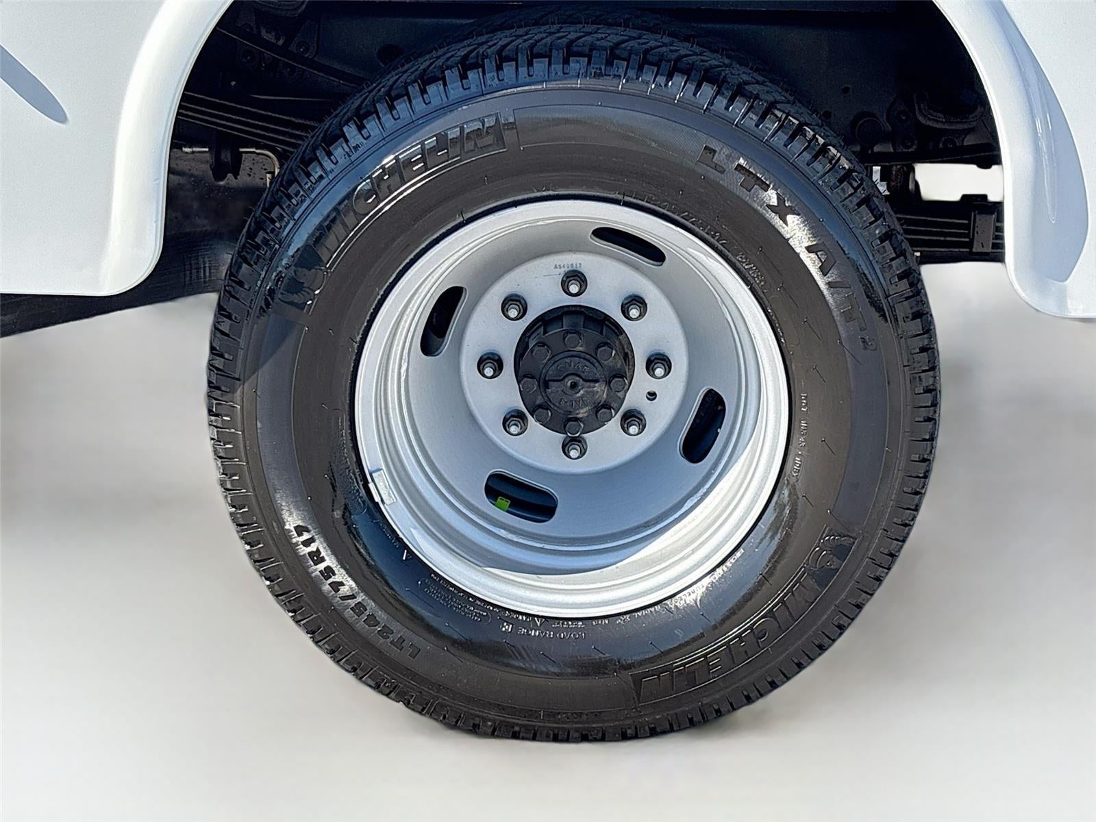 2026 Ford Super Duty F-350 DRW XL