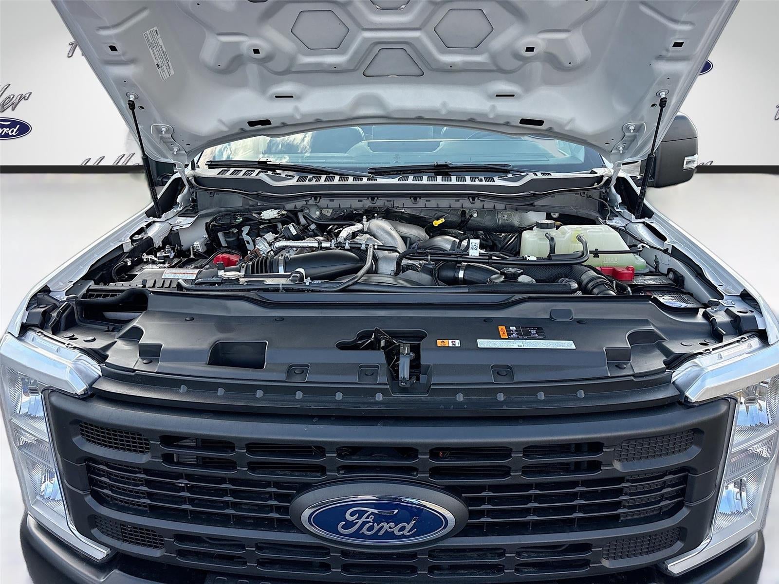 2026 Ford Super Duty F-350 DRW XL