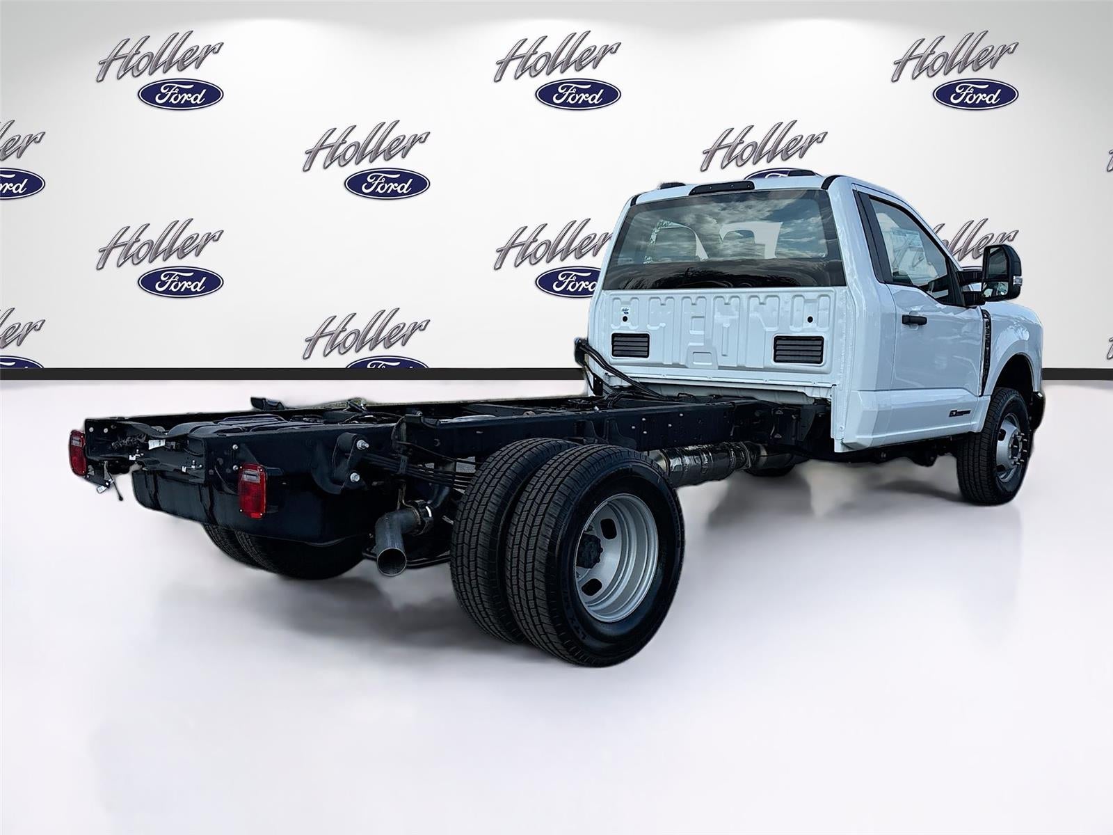 2026 Ford Super Duty F-350 DRW XL