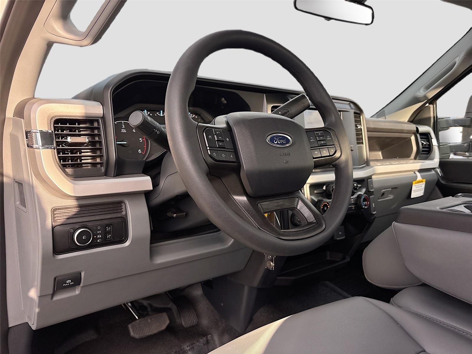 2026 Ford Super Duty F-450 DRW XL