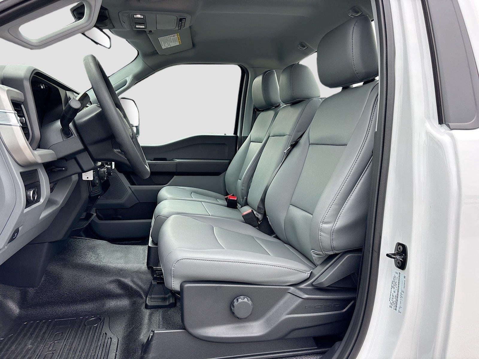 2026 Ford Super Duty F-450 DRW XL