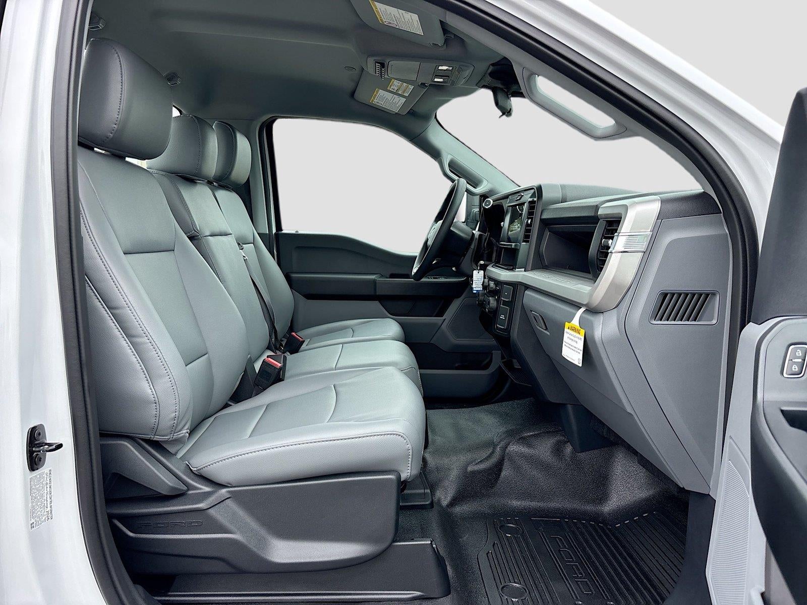2026 Ford Super Duty F-450 DRW XL