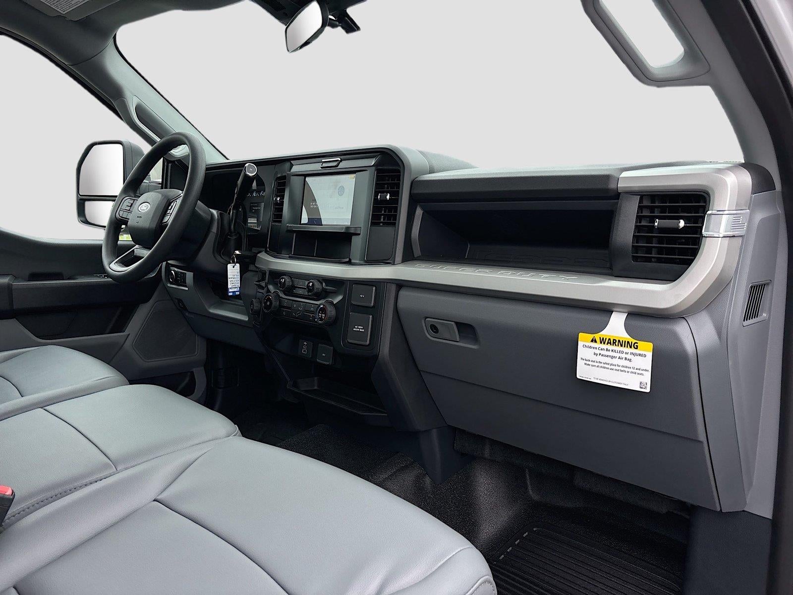2026 Ford Super Duty F-450 DRW XL