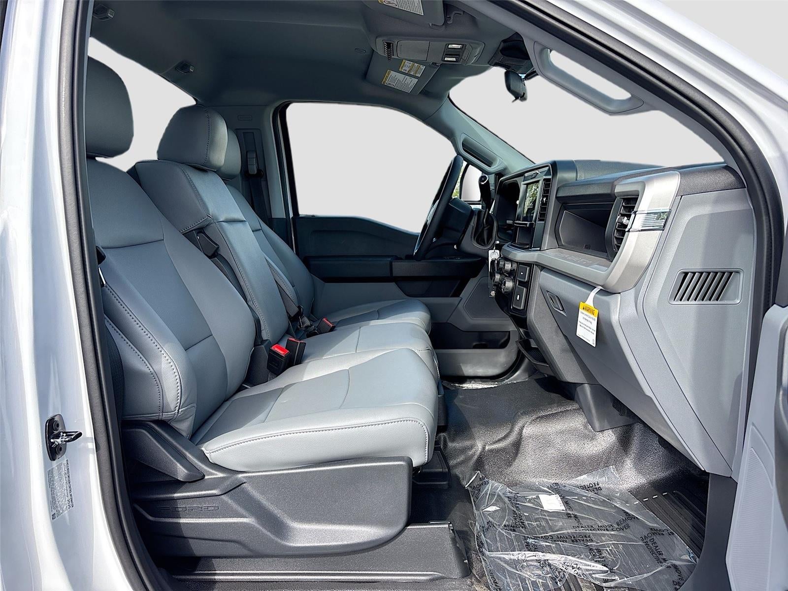 2025 Ford Super Duty F-450 DRW XL