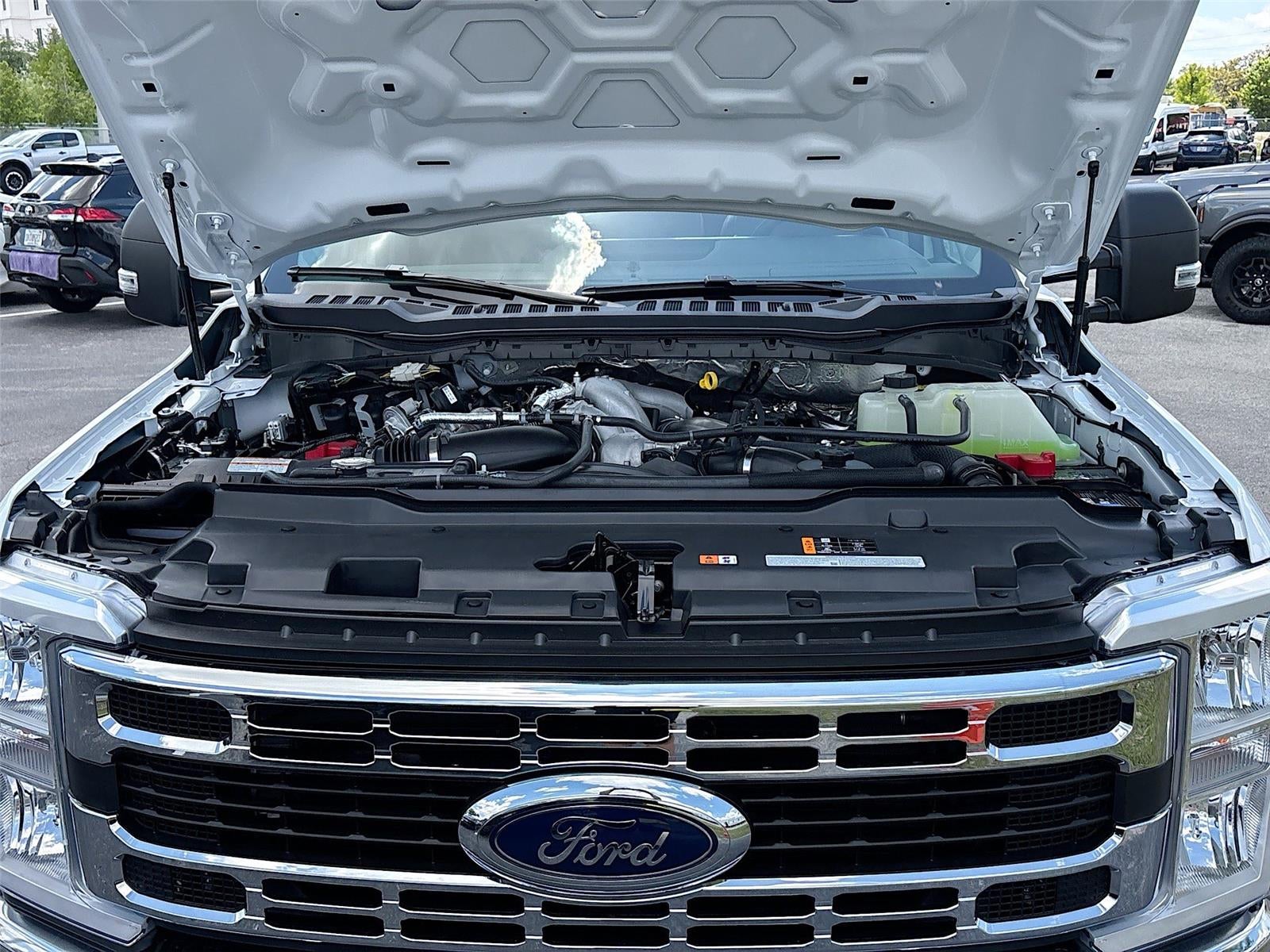 2026 Ford Super Duty F-550 DRW XL