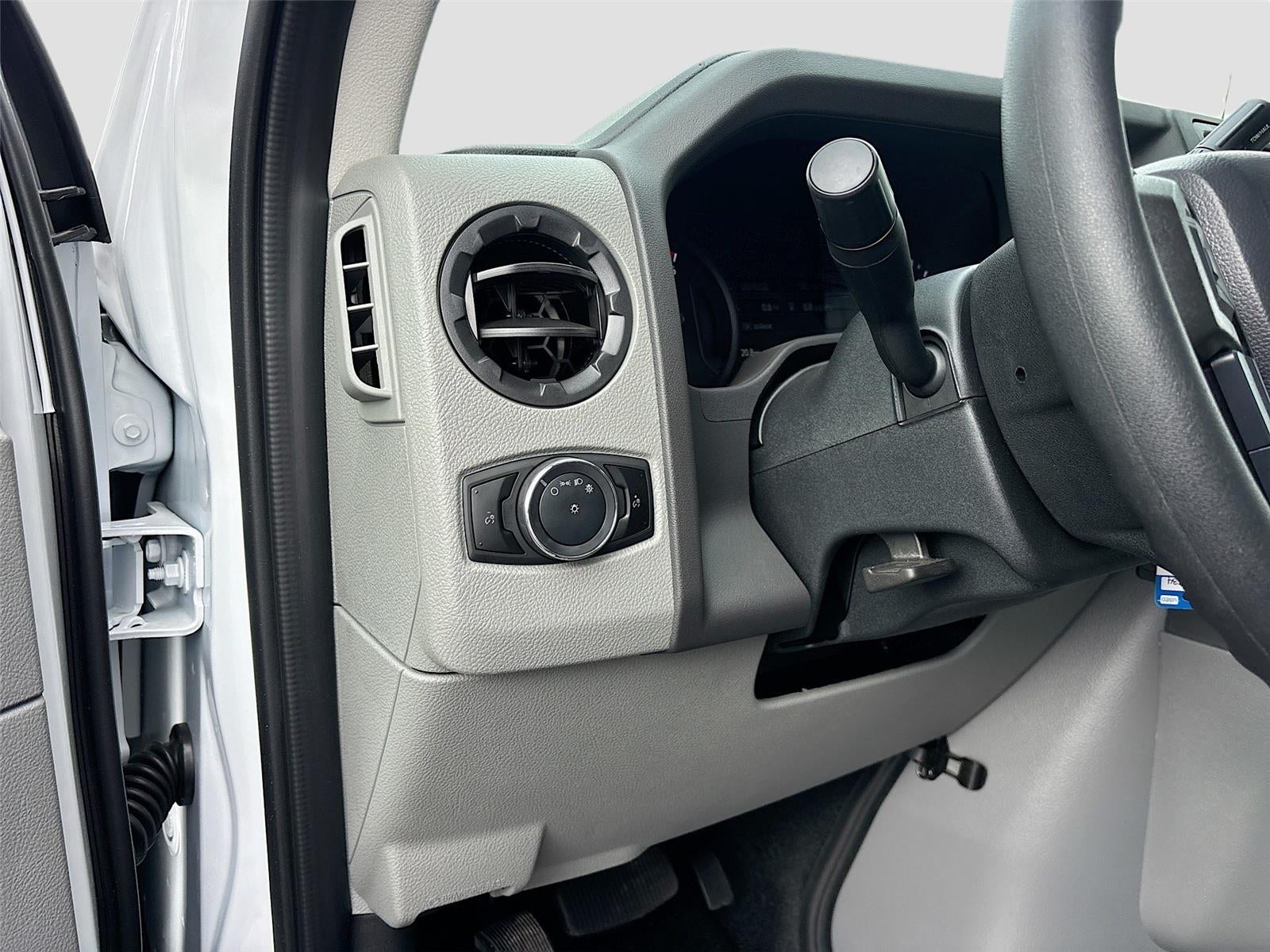 2026 Ford E-Series Cutaway E-450 DRW 158" WB