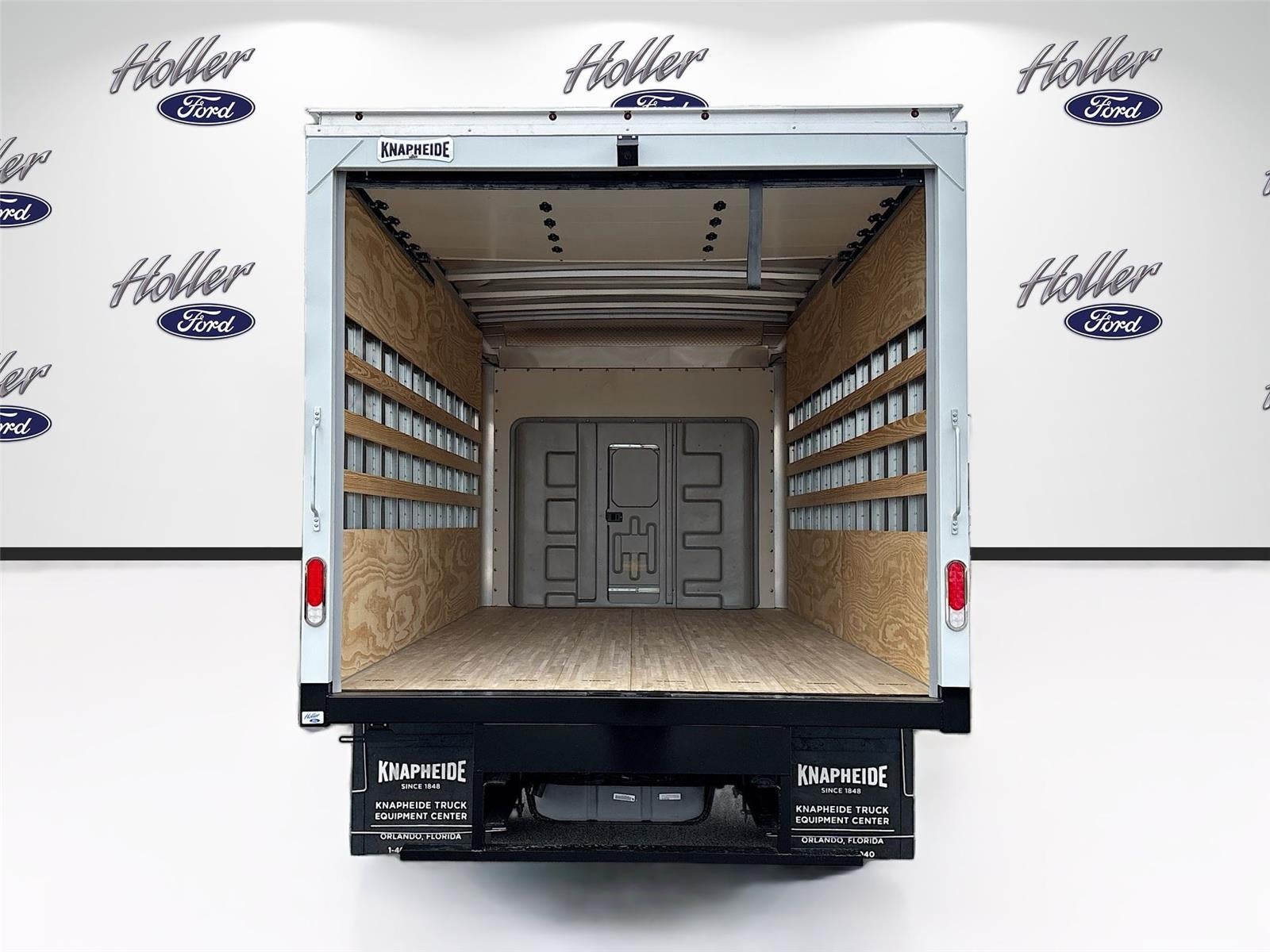 2026 Ford E-Series Cutaway E-450 DRW 158" WB