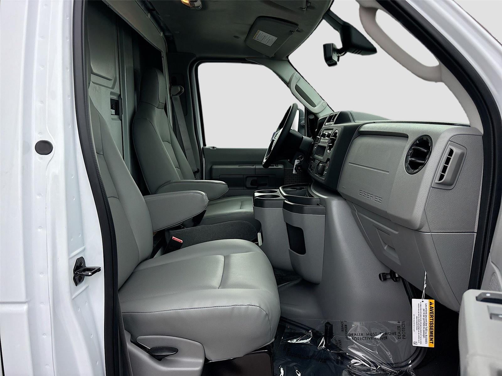 2026 Ford E-Series Cutaway E-450 DRW 158" WB