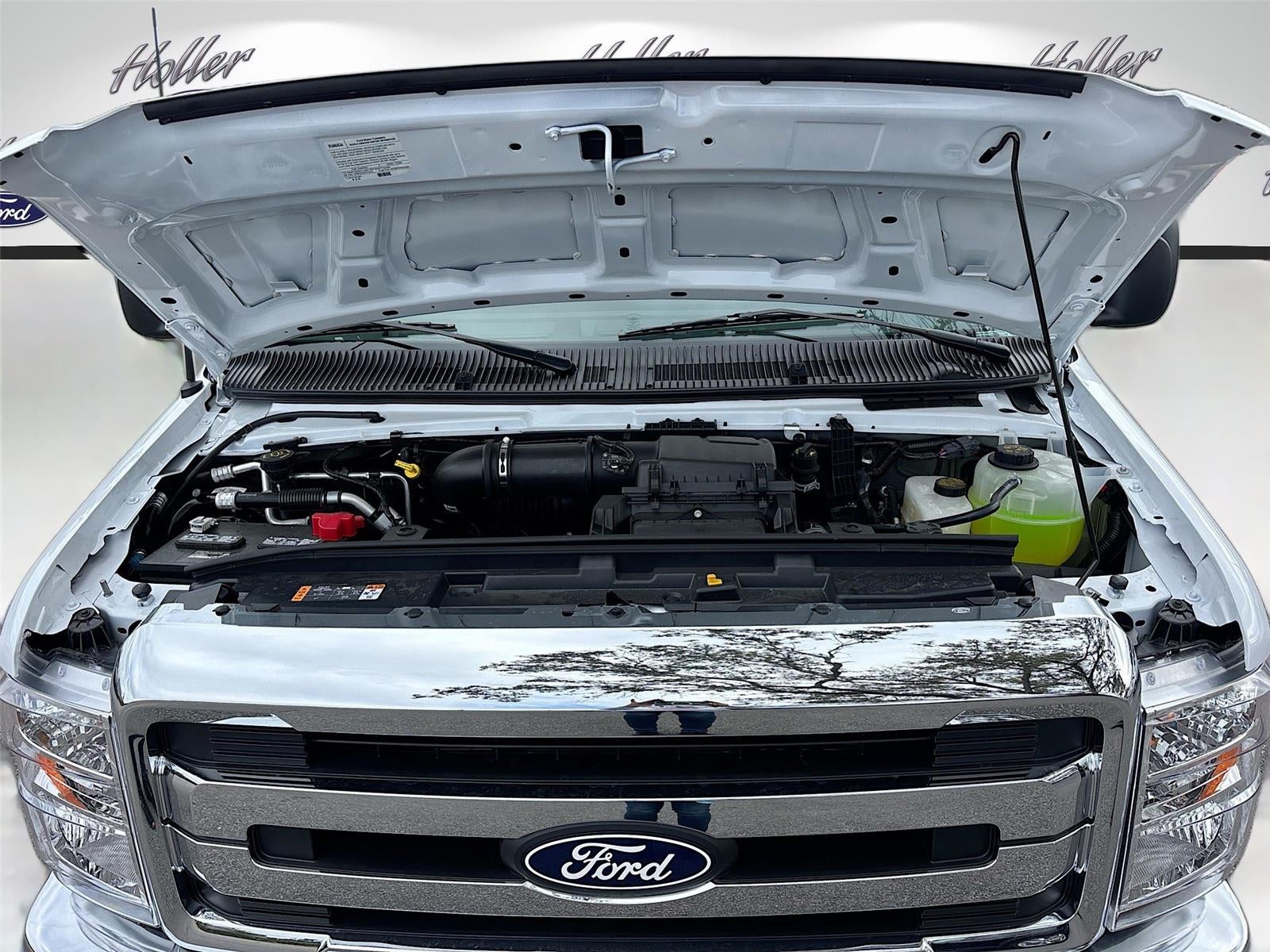 2026 Ford E-Series Cutaway E-450 DRW 158" WB