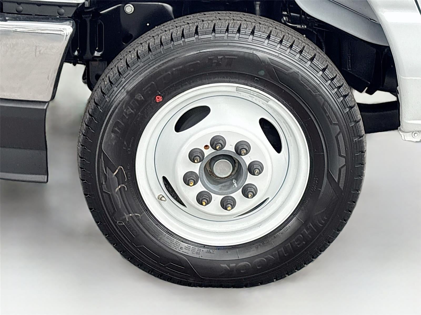 2026 Ford E-Series Cutaway E-450 DRW 158" WB