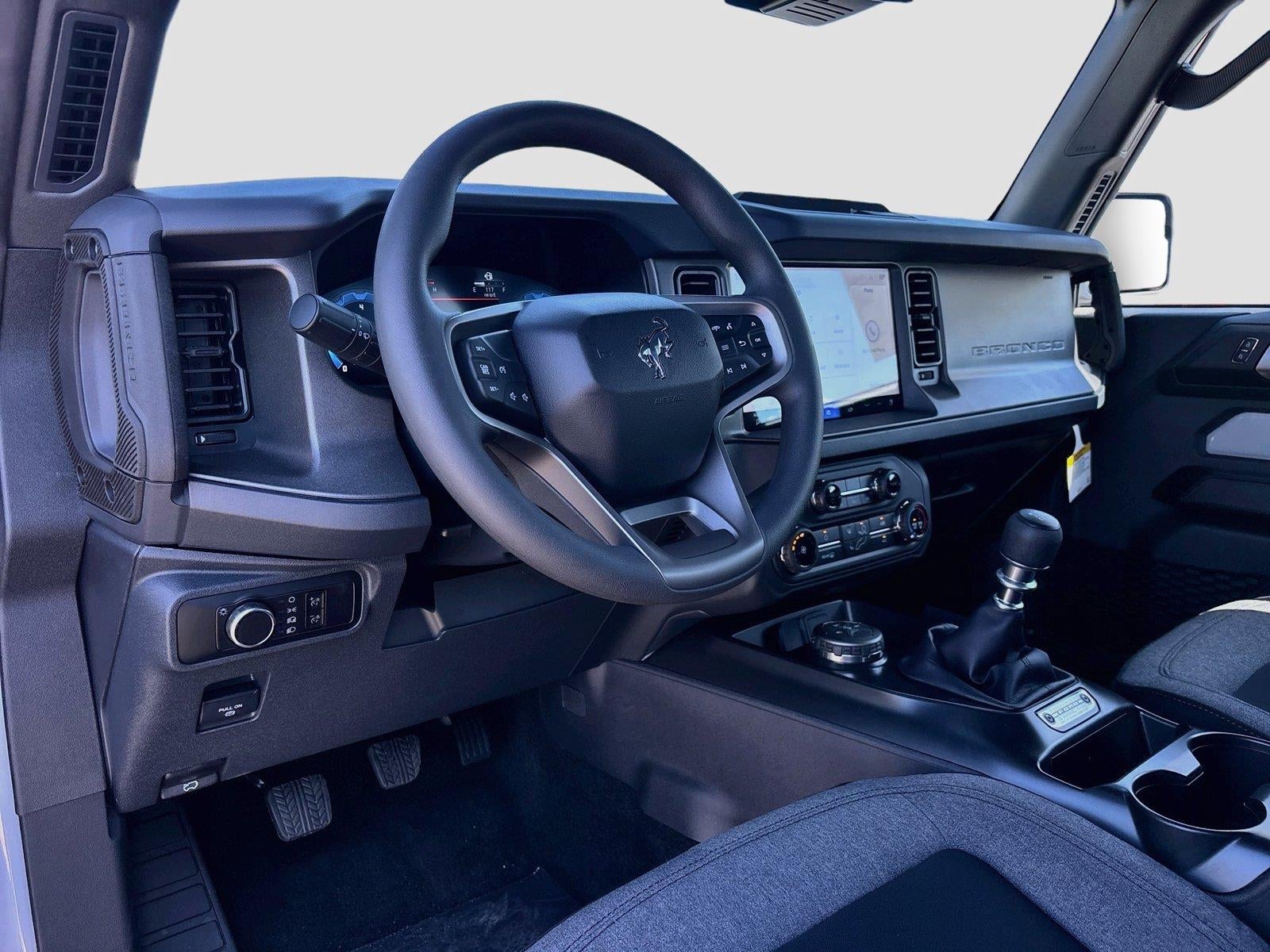 2026 FORD TRUCK BRONCO BASE 2 DOOR 4X4