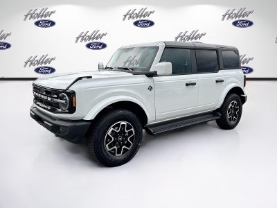 2026 Ford Bronco Outer Banks