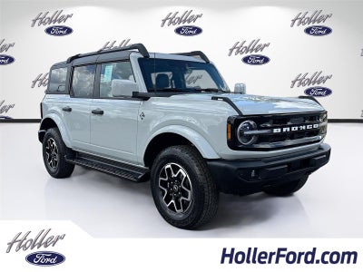 2026 Ford Bronco Outer Banks